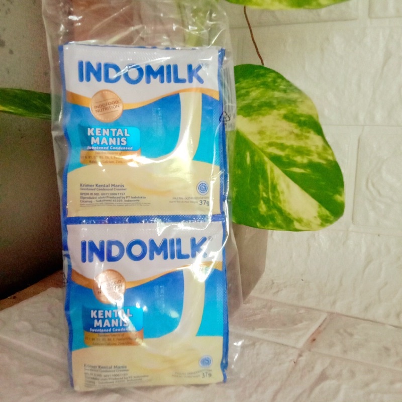 

Indomilk Krimer Kental Manis Sachet (Isi 6 @37gr)/Sweetened Condensed Creamer/Indomilk Renceng Murah/Indomilk Renteng