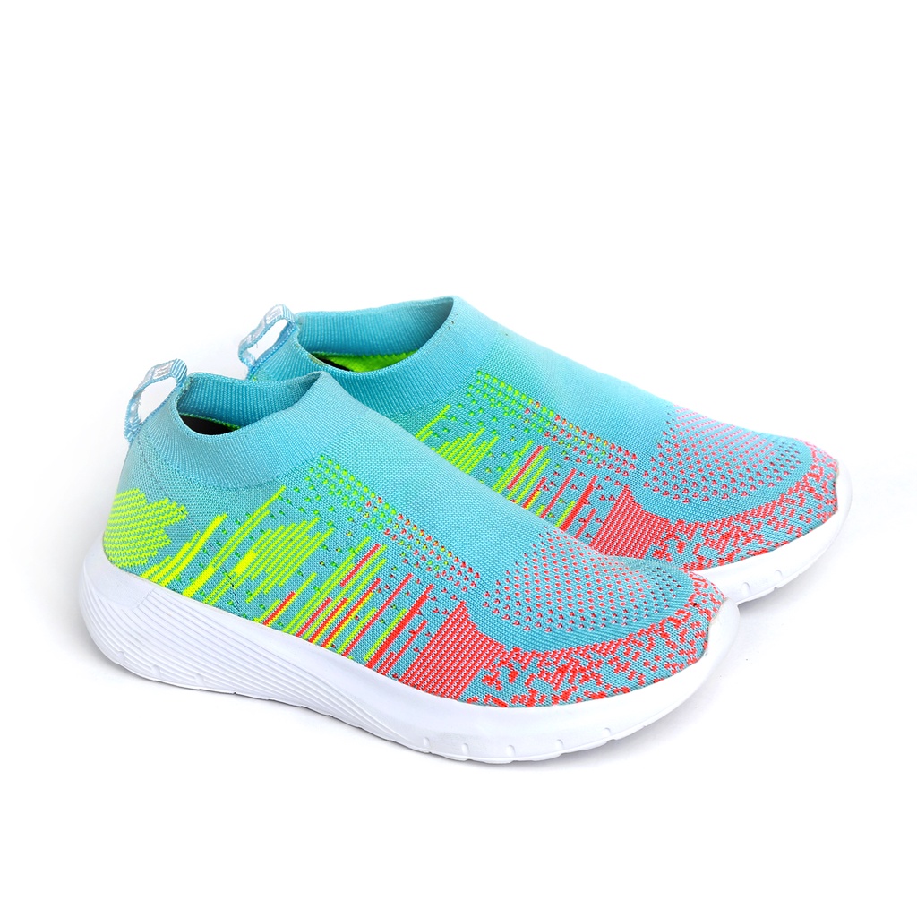 BFLY Sepatu Snekaers Slip On Wanita Casual Running Sporty Knit FLYING Baby Blue White