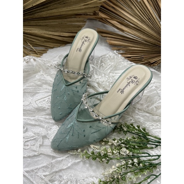 sepatu wanita azwa sage green 7cm kaca