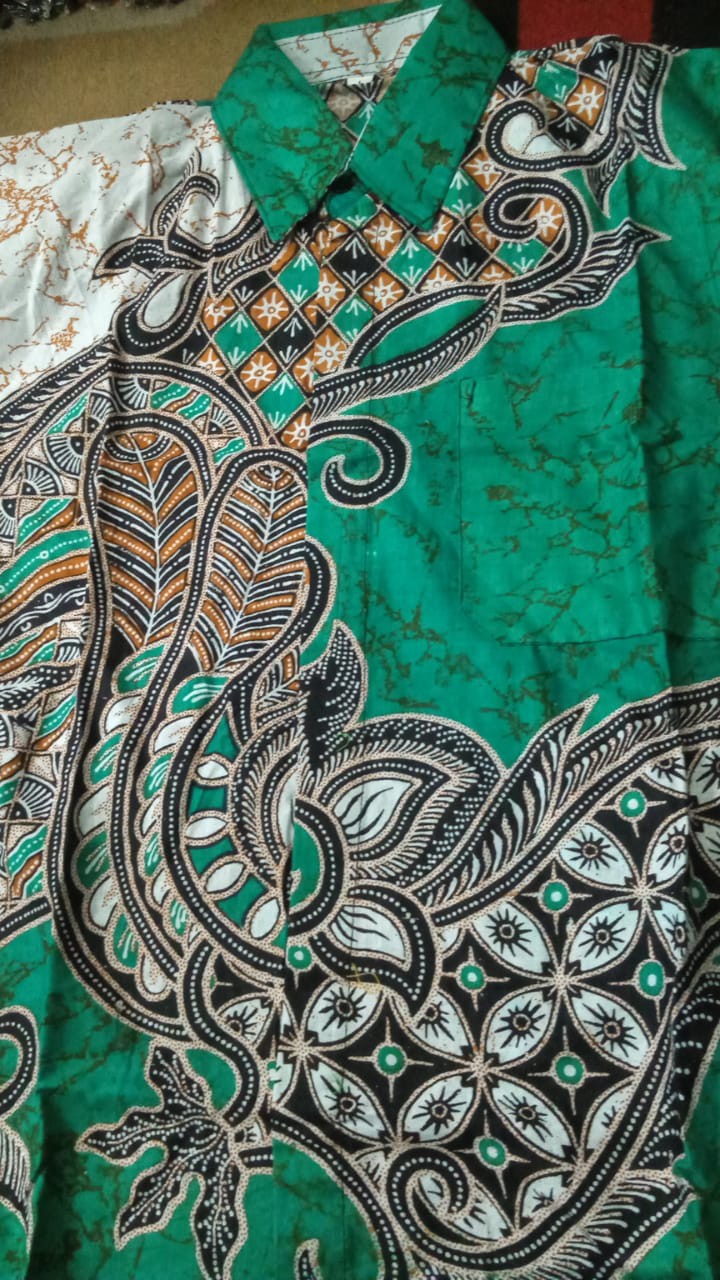 Kemeja Batik Pria Lengan Pendek Buntut Nogo