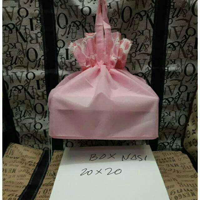 

Tas Spunbond Box Nasi Serut/Tas Selametan/Tas Aqiqah/Hajatan/Tas Berkat /Tas Goodie bag