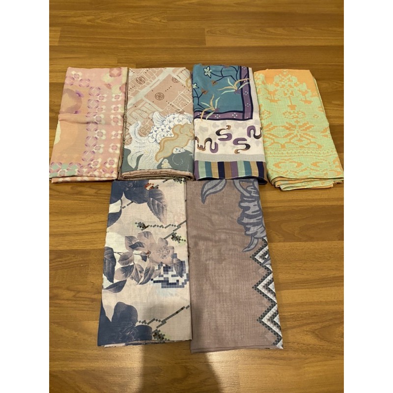 Preloved Ria Miranda scarf