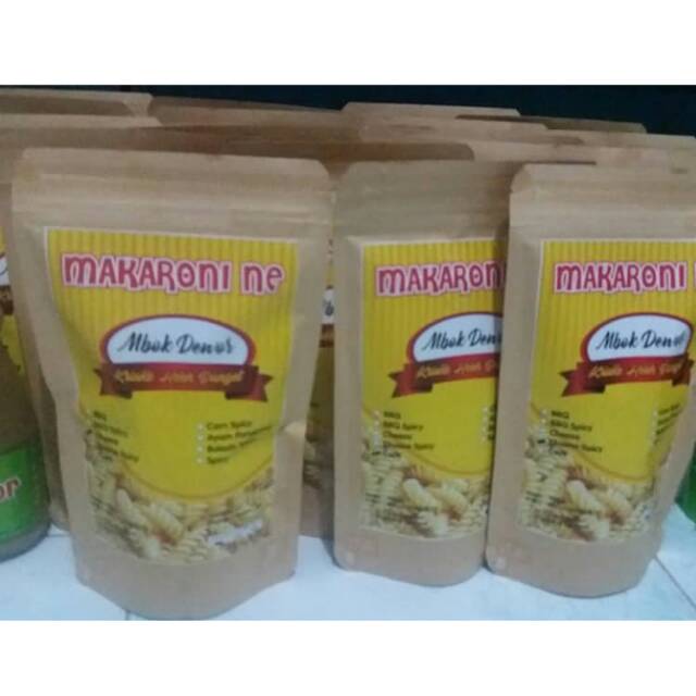 

Makaroni ne Mbok Dewor