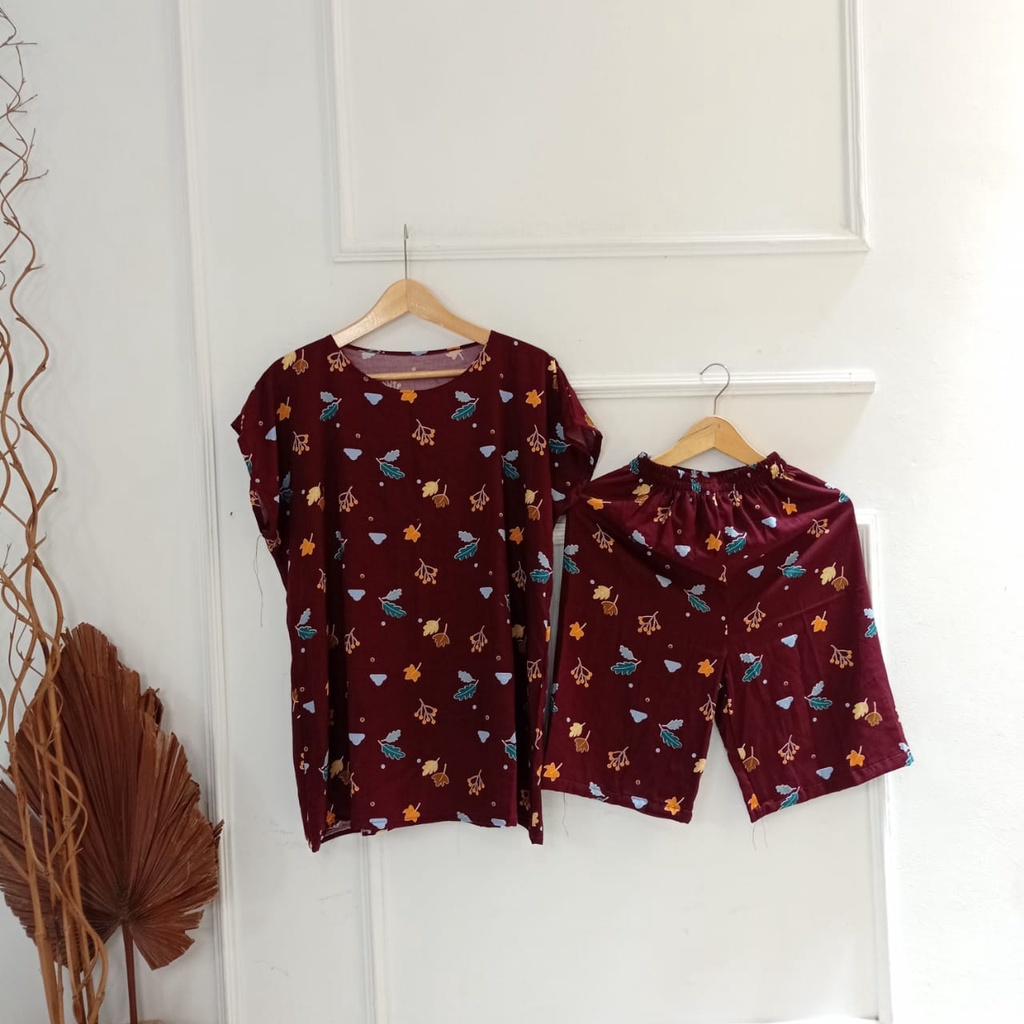 baju tidur wanita celana pendek - setcel rayon polos murah - setelan pendek wanita jumbo ld 120 - one set rayon jumbo lengan pendek-Leica Red