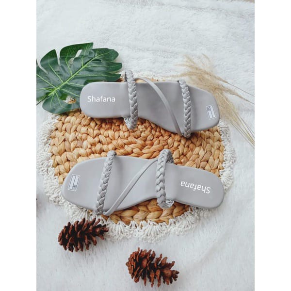 Sandal Teplek Wanita Tali Kepang/ Sandal Wanita Kekinian