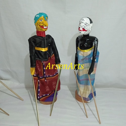 Wayang Golek Kayu Semar, Gareng, Petruk dan Cepot Ukuran Sedang (35 Cm) Kepala Bisa mengangguk dan Menoleh Kekiri Kekanan 2 Pcs Lebih Murah Tingal Pilih Mana Saja