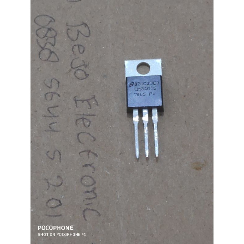 LM7805 IC Stabilizer IC Step down 5V 1A IC stabiliser penstabil tegangan