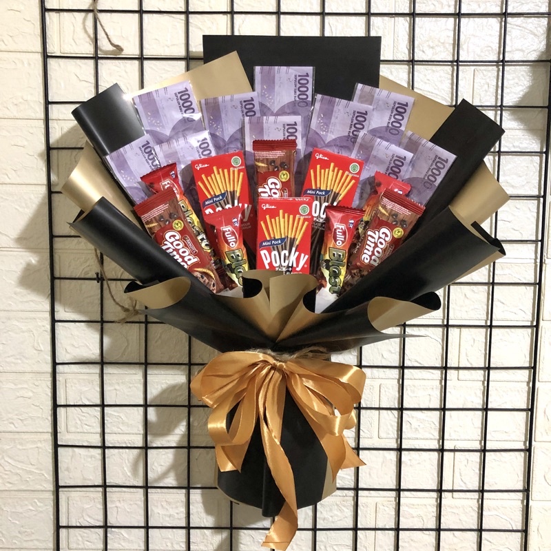 

[READY] BUCKET UANG + SNACK / BUCKET WISUDA / BUCKET ULANG TAHUN