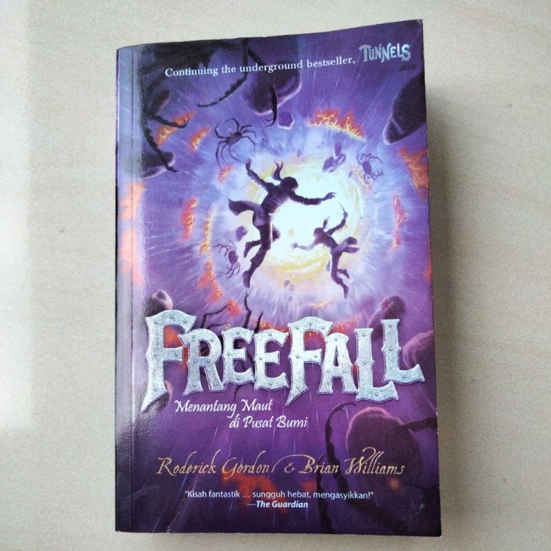 Novel Tunnels Freefall Roderick Gordon Brian Williams Mizan Bekas Preloved