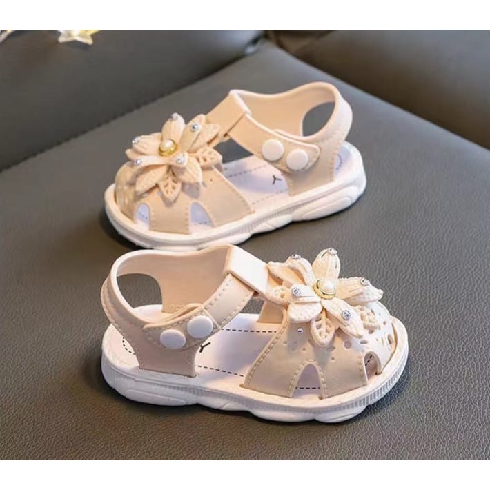 TOPGROSIR LV0171 Sandal Anak Import Motif Bunga Mutiara/ Fashion Anak Bahan Jelly