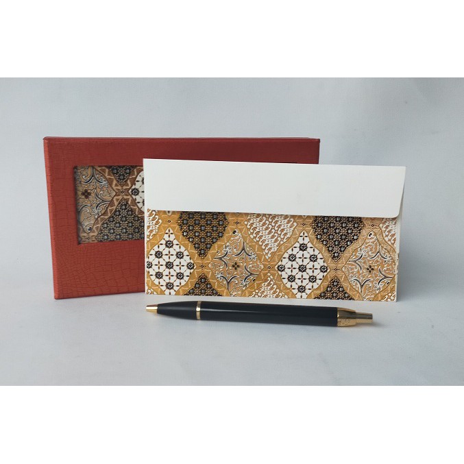 

2LUSIN PERBOX AMPLOP ENVELOPE PREMIUM BERKELAS BATIK HANDMADE SERBAGUNA MOTIF PATERN SIDOLUHUR GOLD