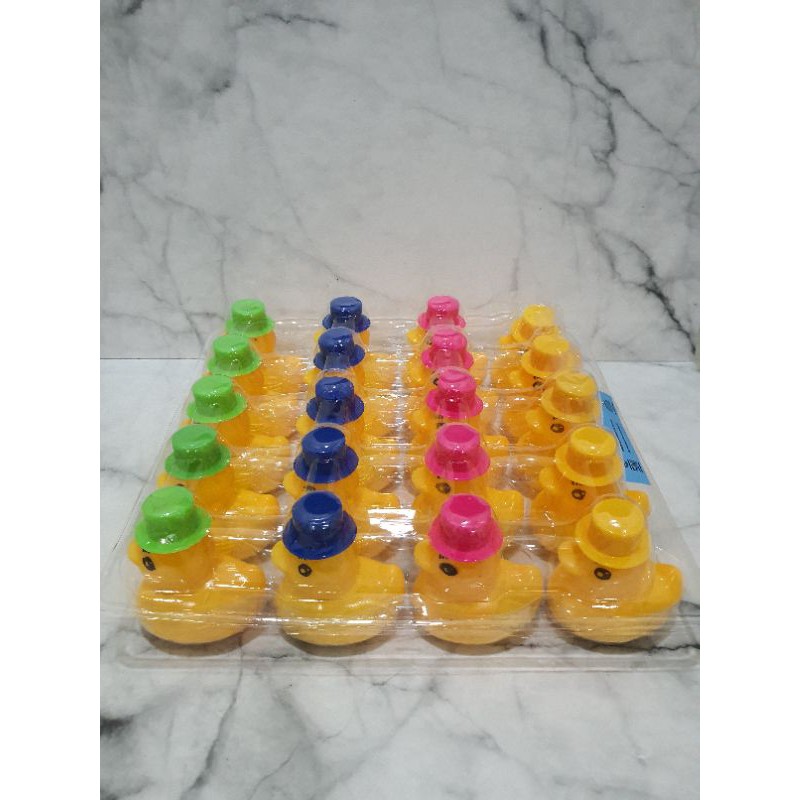 

Permen Cemilan Snack Bebek Duck Topi Donal Donald Buah Mainan Anak Murah (isi 20 pcs)