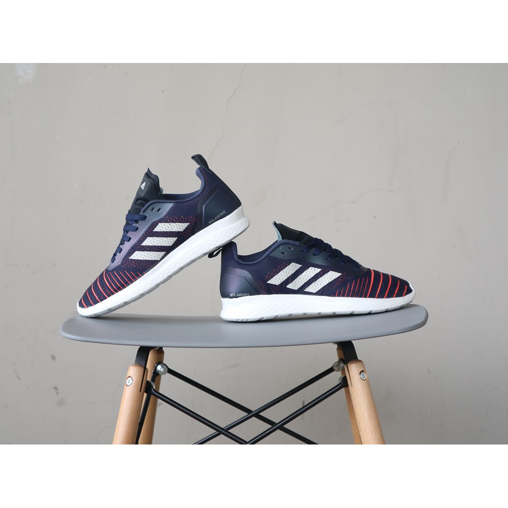 sepatu adidas solar drive