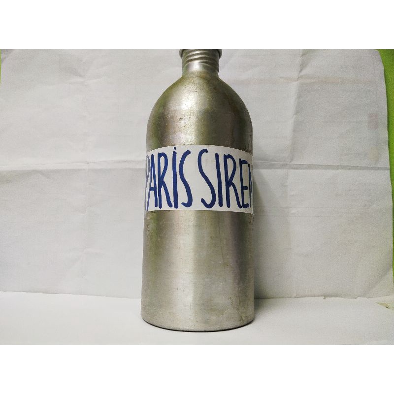 Bibit minyak wangi Paris Hilton Siren