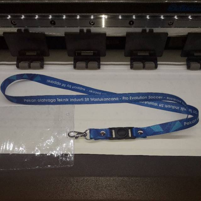 

Tali lanyard 1,5cm + plastik + name tag kertas, 35 pcs pesanan