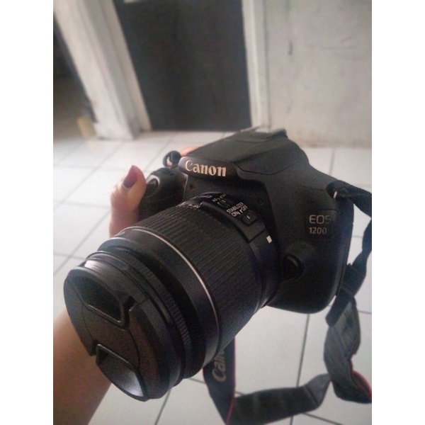 CANON 1200D