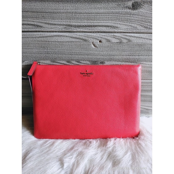 Kate spade large zip pouch jackson red stoplight | clucth