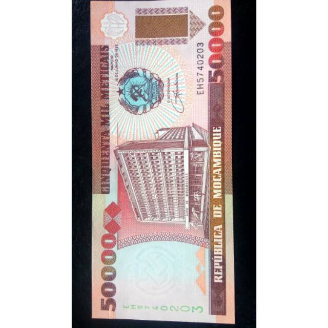 Uang kuno asing Mocambique 50000 1993. Kondisi Unc