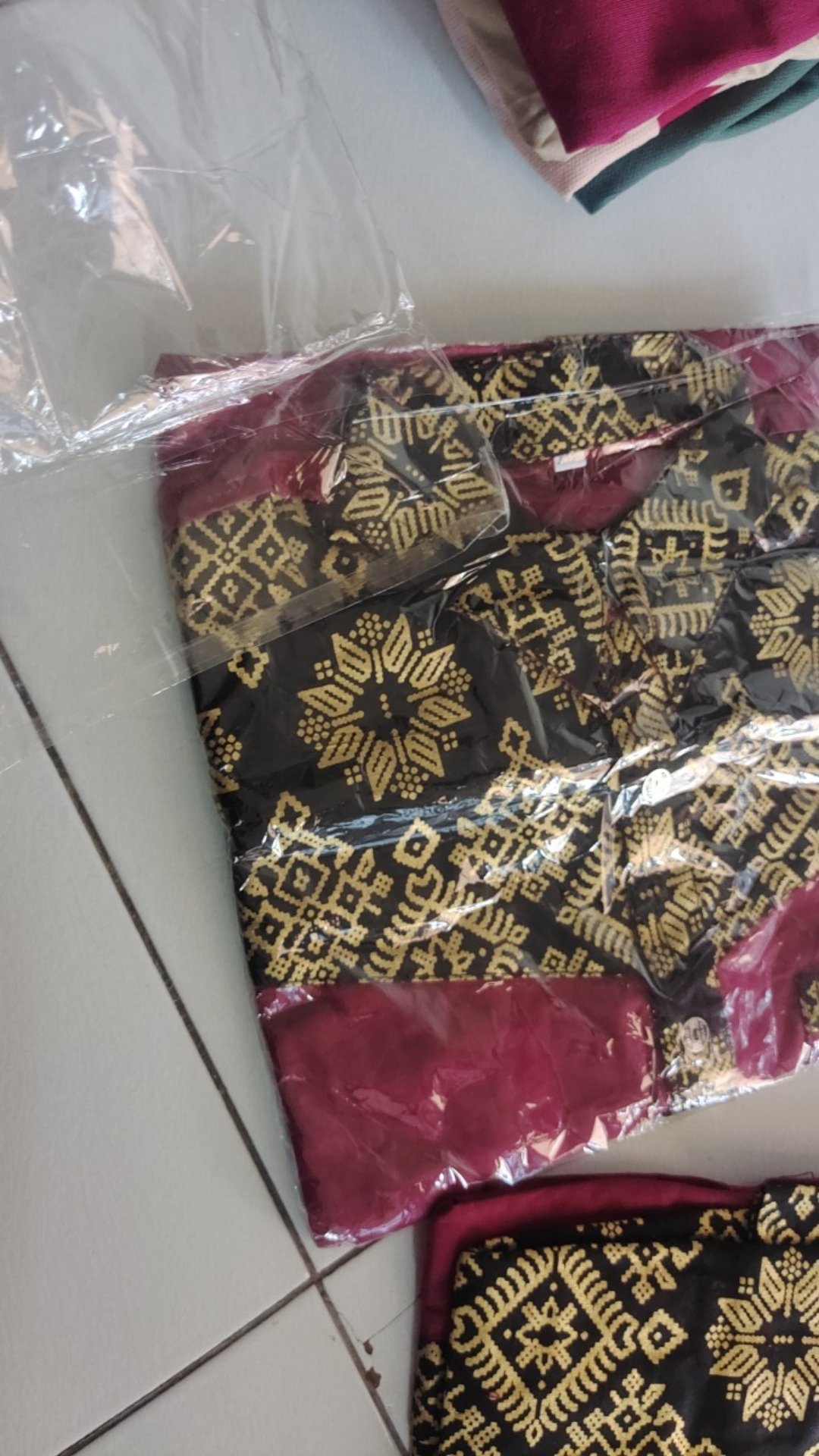 Maura Couple - Sania Ruffle Batik Couple Ori  Ndoro Jowi Dnt Garasi Termurah  Shopee - Couple Reno