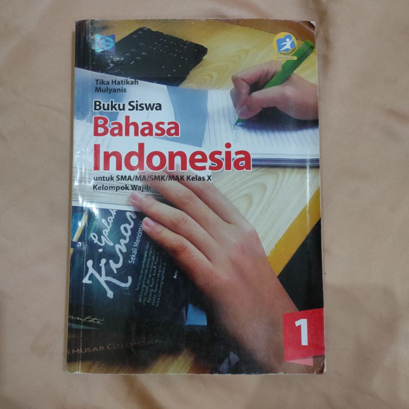 

Buku Bahasa Indonesia wajib SMA/MA kelas X