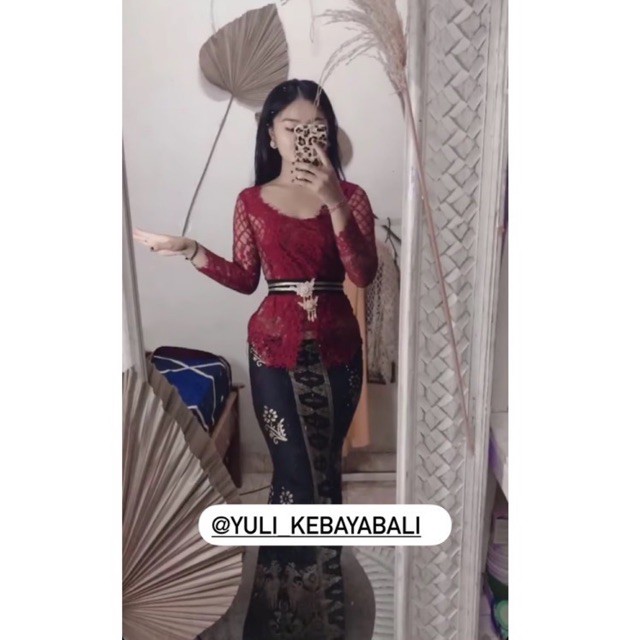 Set Kebaya Bali Jadi semi italy maroon dengan rok duyung/mermaid | Kebaya Wisuda