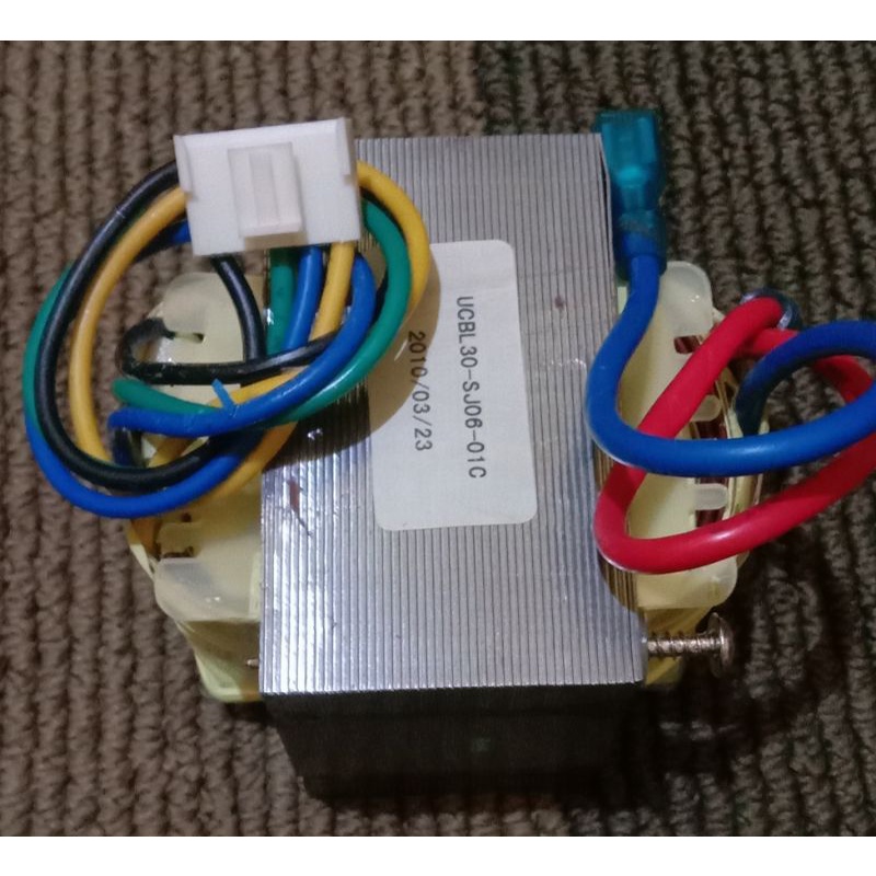 Travo prolink Bekas Copotan UPS 600Va Batry 1