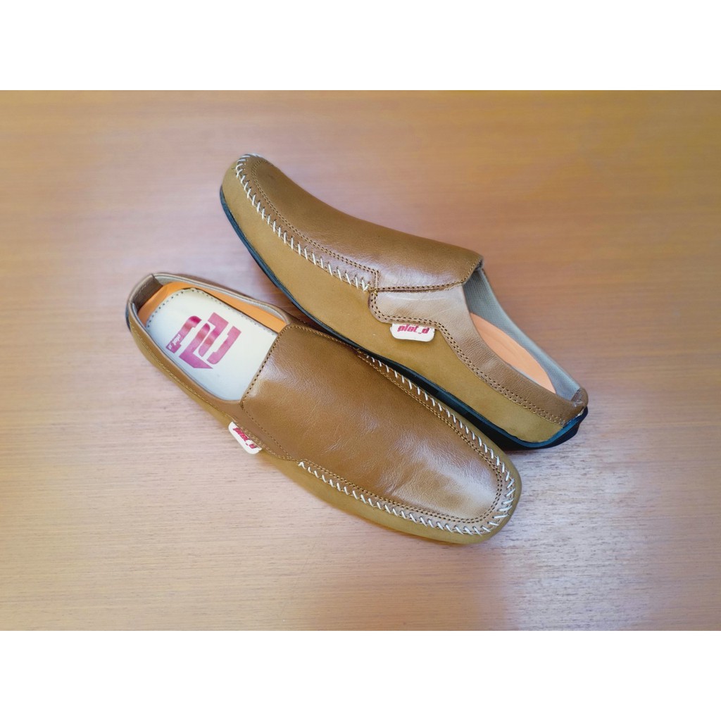 SLOP BUSTONG PLAT D KULIT SENDAL SEPATU PRIA JALAN DAN GAYA PRIA KEREN TRENDY