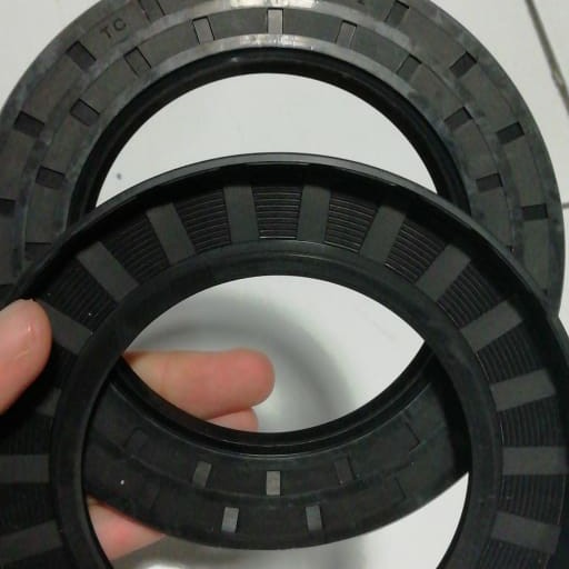 

Oll seal TC 80 x 125 x 12 mm NBR