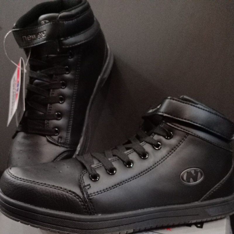 Sepatu Sekolah New Era Luxio PROMO CUCI GUDANG