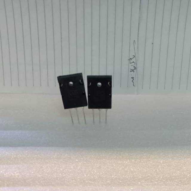 Transistor Toshiba SCA 1943 dan 2SC 5200 ORI