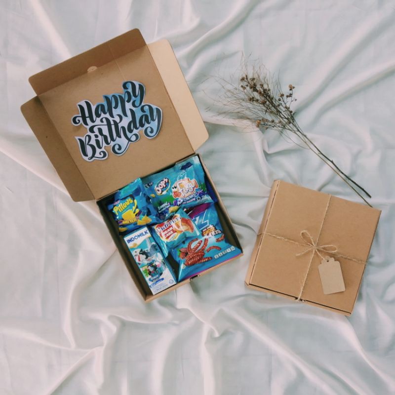 

nii Snack Box Hampers Tema Warna