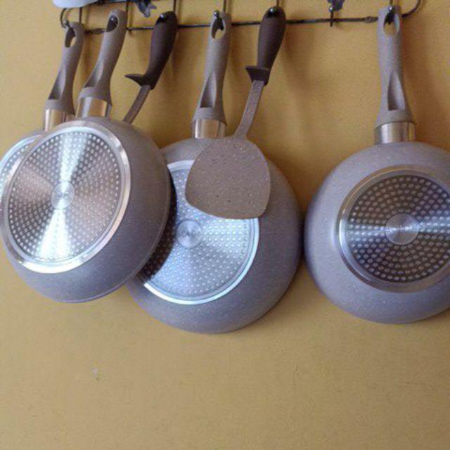 Bolde Pan Fry Pen Granite Ceramic Beige Panci Penggorengan Anti Lengket Wajan Granit Keramik 26 Cm