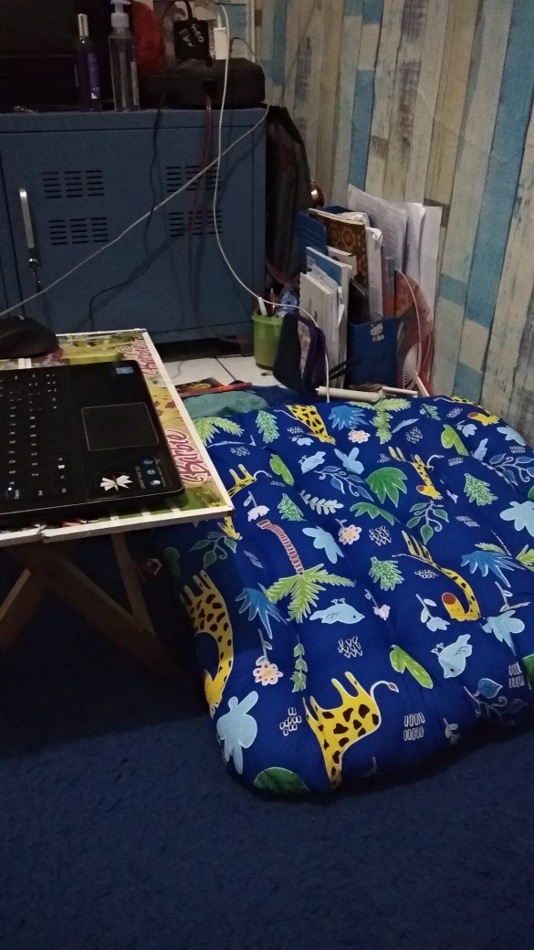 Bantal Duduk-bantal Lesehan (60x60cm Dan 60*55cm) Diukur Setelah Diisi Silikon)