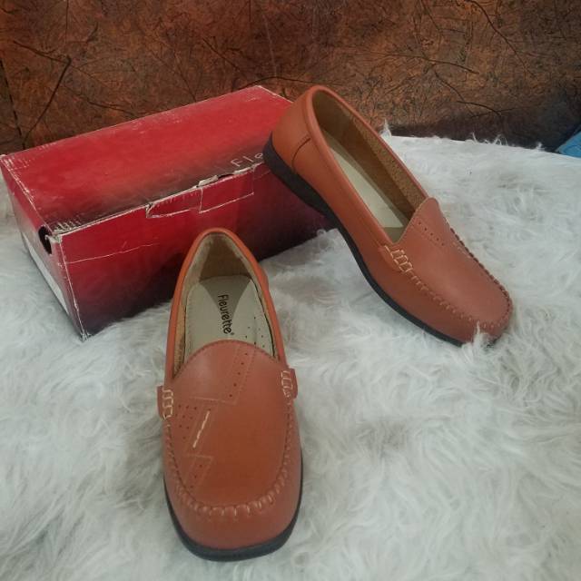 sepatu Fleurette ori