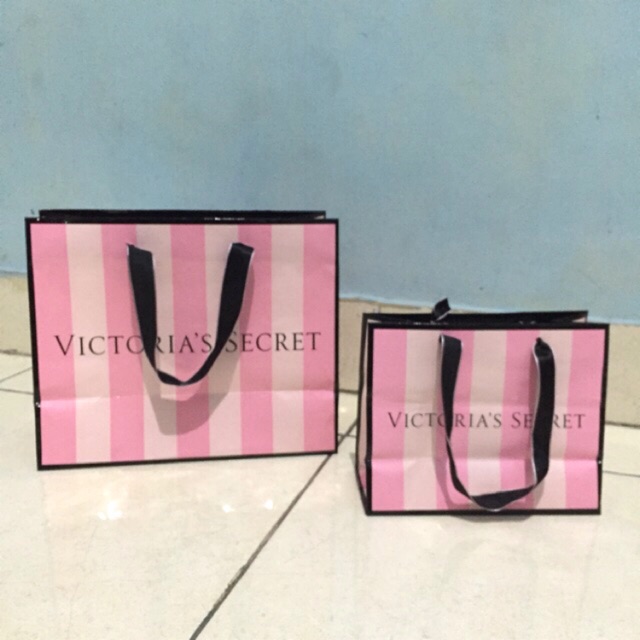 

PAPERBAG VICTORIA’S SECRET ORIGINAL