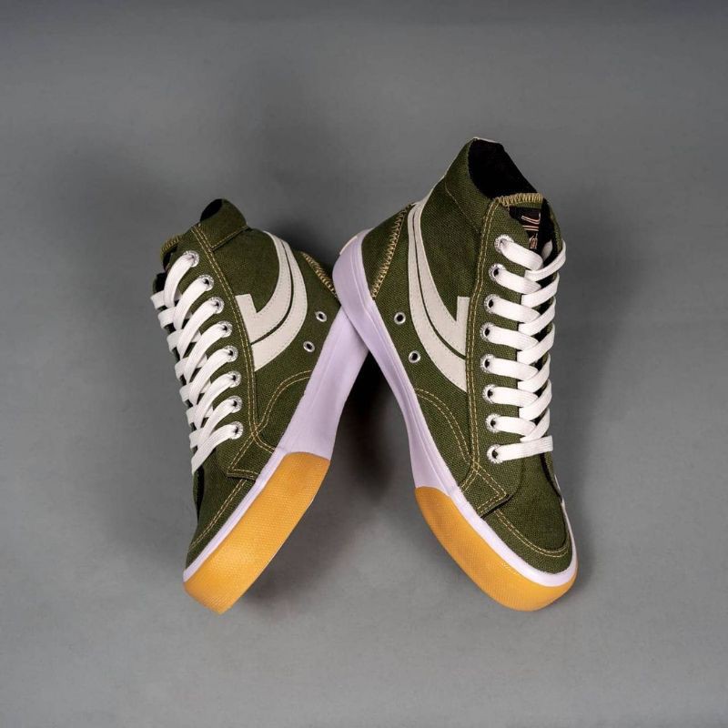 Sepatu Johnson Orion High Green