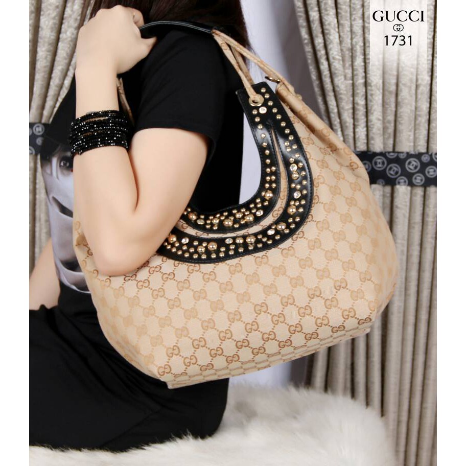 Gucci Studded Fringe Hobo Bag 1731 V1C Canvas vs Smooth leather Tas Gucci Promo Murah 