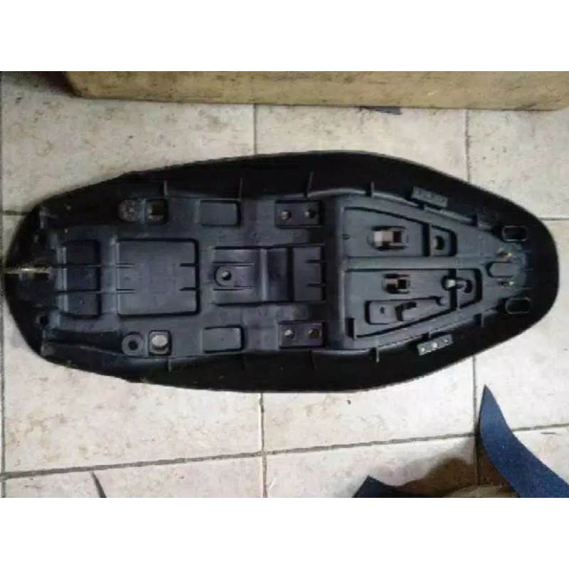 Fiber Tulang Jok Vega R New Papan Jok Motor Yamaha Vega R New  Berkualitas Ori Tebal Kuat