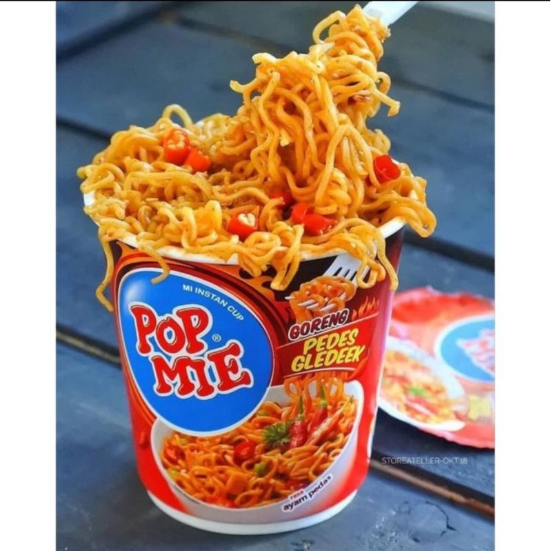 pop mie rasa ayam bawang , soto ayam , goreng pedes gledek