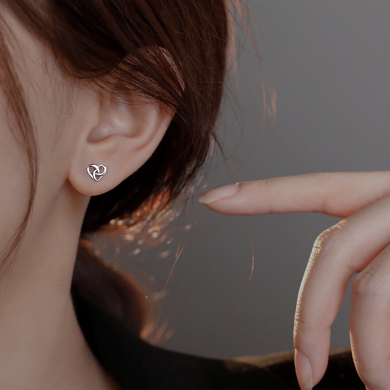 Magic789 Anting Tusuk Silver s925 Bentuk Hati Gaya Korea Untuk Wanita