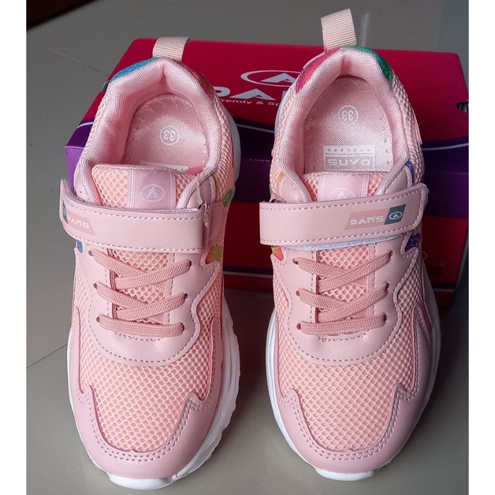 sepatu anak Dans Raline handtag Rp 209.800-3