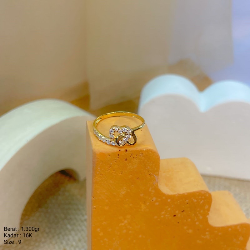 Perhiasan Cincin Emas Twisted Love UBS 16k / 700
