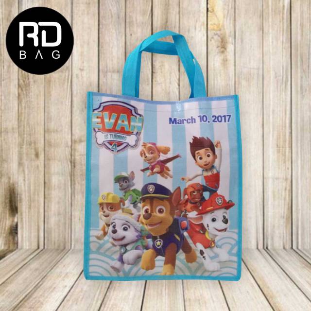 Tas ultah terlaris / tas jinjing / goodie bag / tas promosi / tas jinjing custom / tas ultah jinjing-1