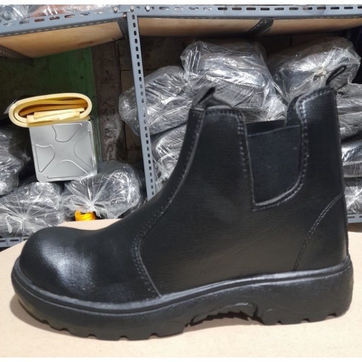 sepatu safety safety boot karet samping