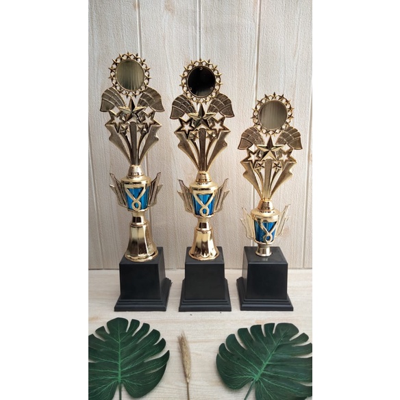 Piala Harga Grosir Trophy Kejuaraan Piala Lomba