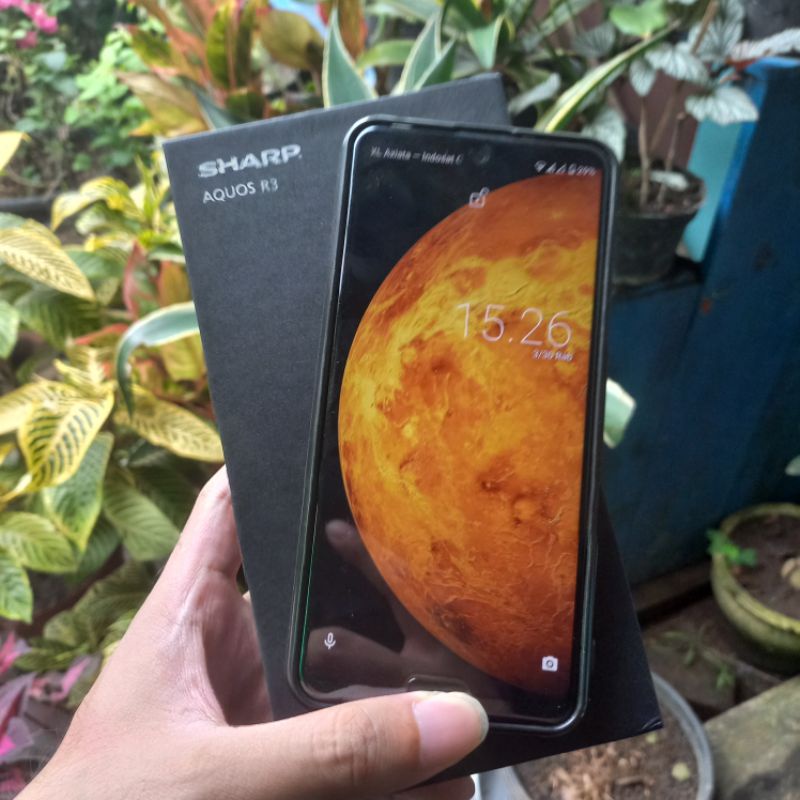 Sharp Aquos R3 Resmi (Dual SIM)