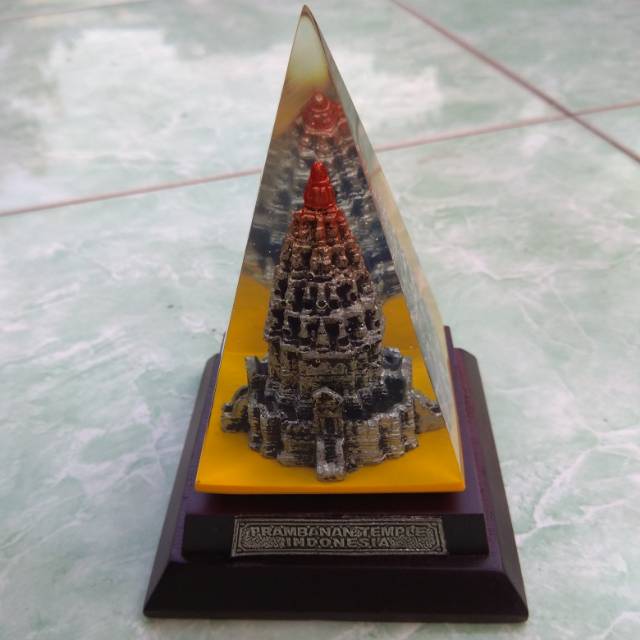 MINIATUR CANDI PRAMBANAN UKURAN BESAR 10x10x14 cm FIBERGLASS KRISTAL BENTUK LIMAS - PAJANGAN MURAH