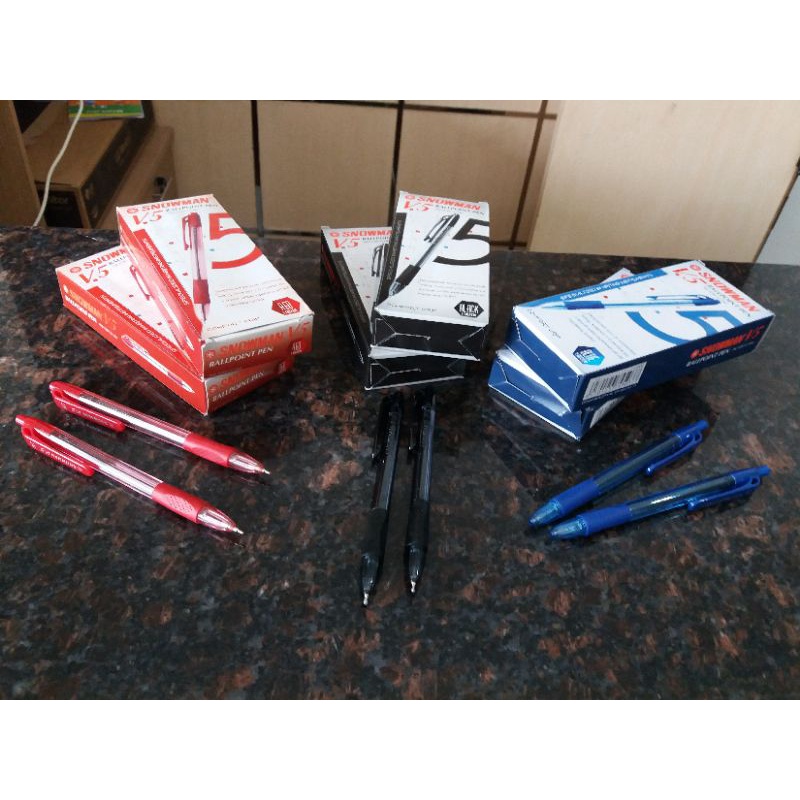 

Ballpoint Snowman V5 0.7 mm