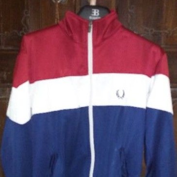 Jaket Tracktop Fred Perry ukuran M