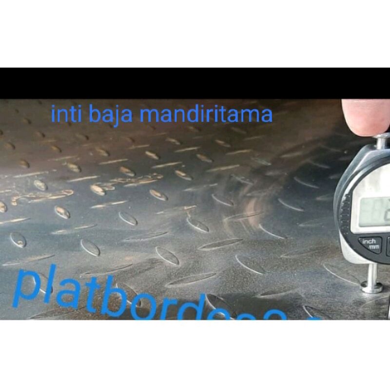 BESI PLAT BORDERS 2,2mm ( 1,22meter x 2,44 meter)/ PLAT BORDES BESI